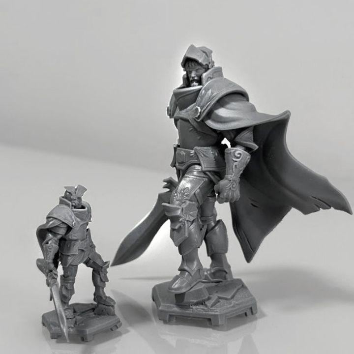 Armored Knight King Miniature – Fantasy RPG Boss Figure (32mm/75mm Scale)