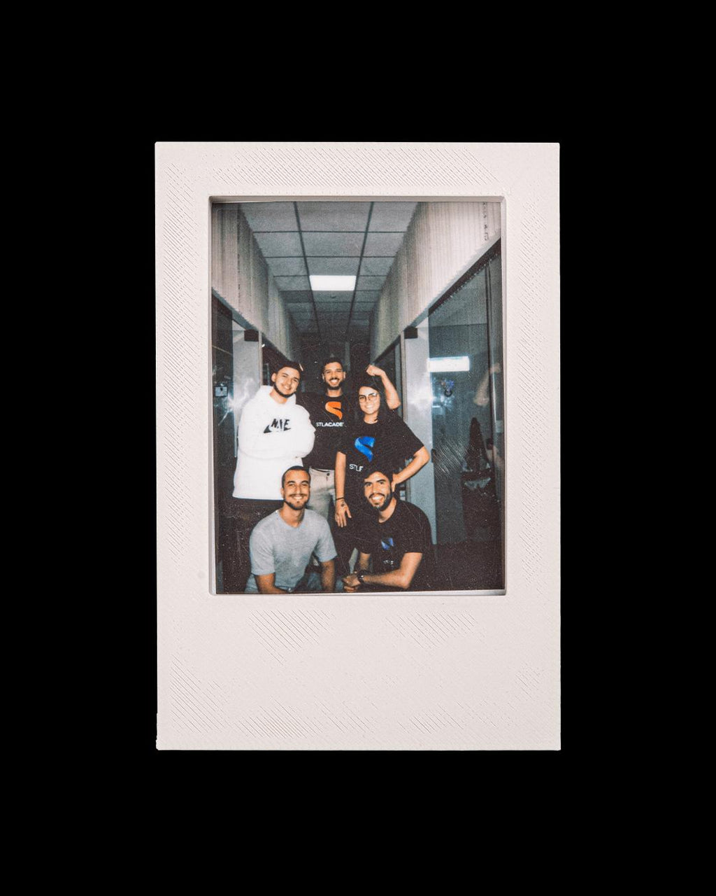 Magnetic Photo Frame – Instax Mini & Polaroid