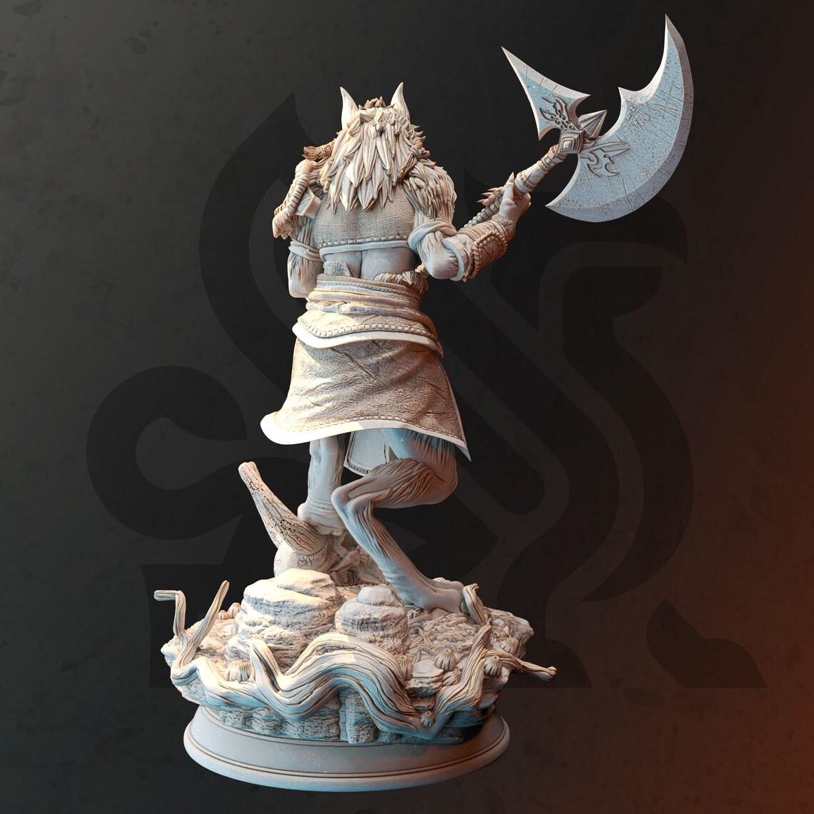 Ariana Grey Wolf Queen miniature, photo 2