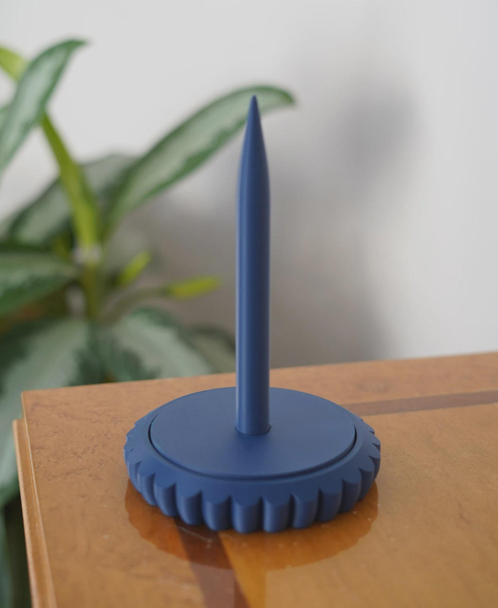 Rota Yarn Spinner, tangle-free rotating yarn holder, photo 2