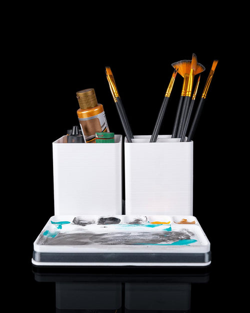 Artist desk organiser with paint palette and brush holder, by GLC3DPrints