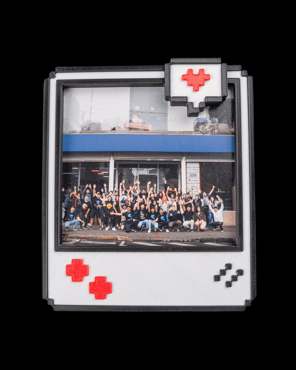 Pixel Snap magnetic photo frame in retro gaming style, 3D printed by GLC3DPrints