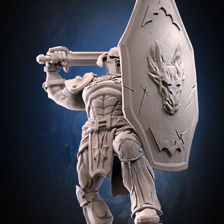 Battler Knight Miniature: 66mm/99mm Resin Model - Dragun Studios