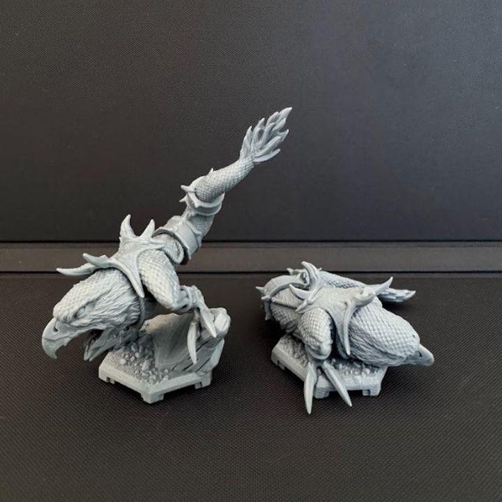 Chicken Leg Boss Miniature – Fantasy Creature, D&D Pathfinder RPG