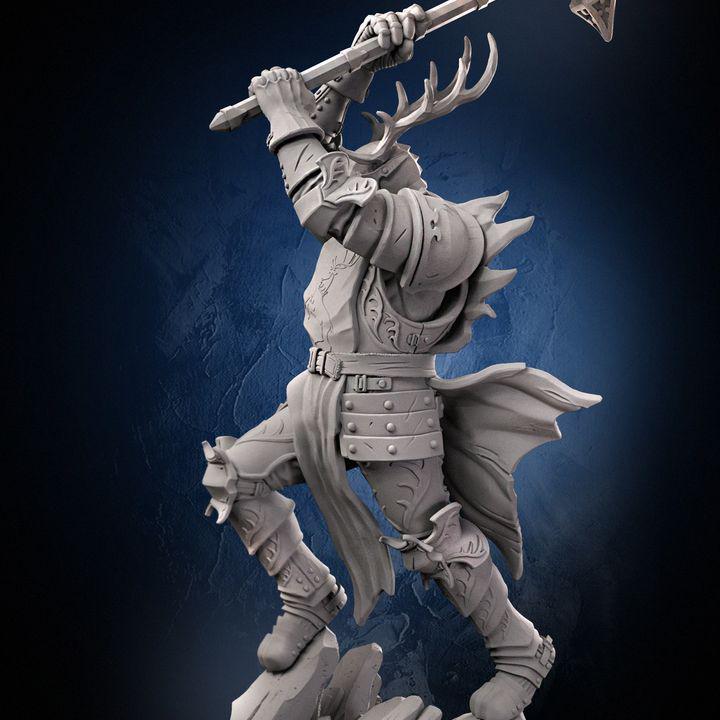 Royal Crusher Dark Knight Miniature (64mm/118mm)