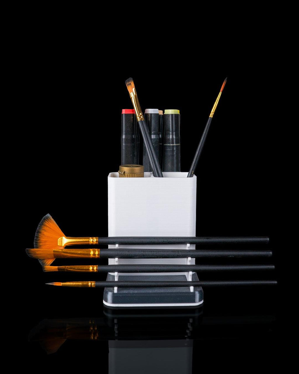 Painter's Desk Organizer – Brush & Marker Holder