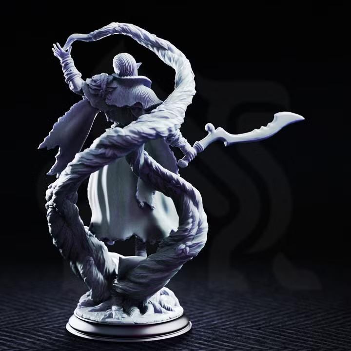 Orathin drow swamp druid miniature, alternate view