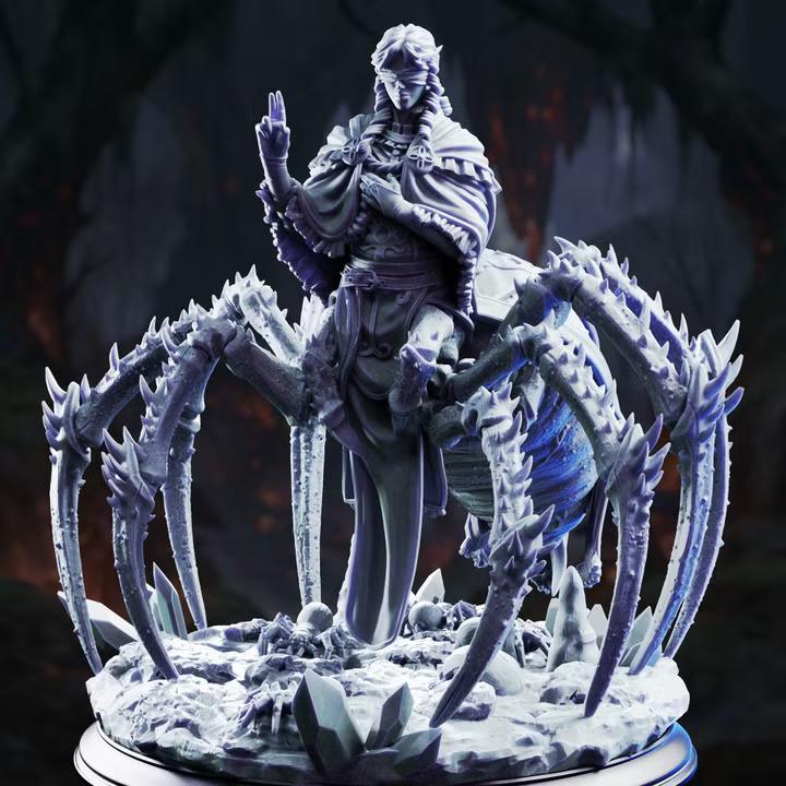 Drider matron miniature, detail view